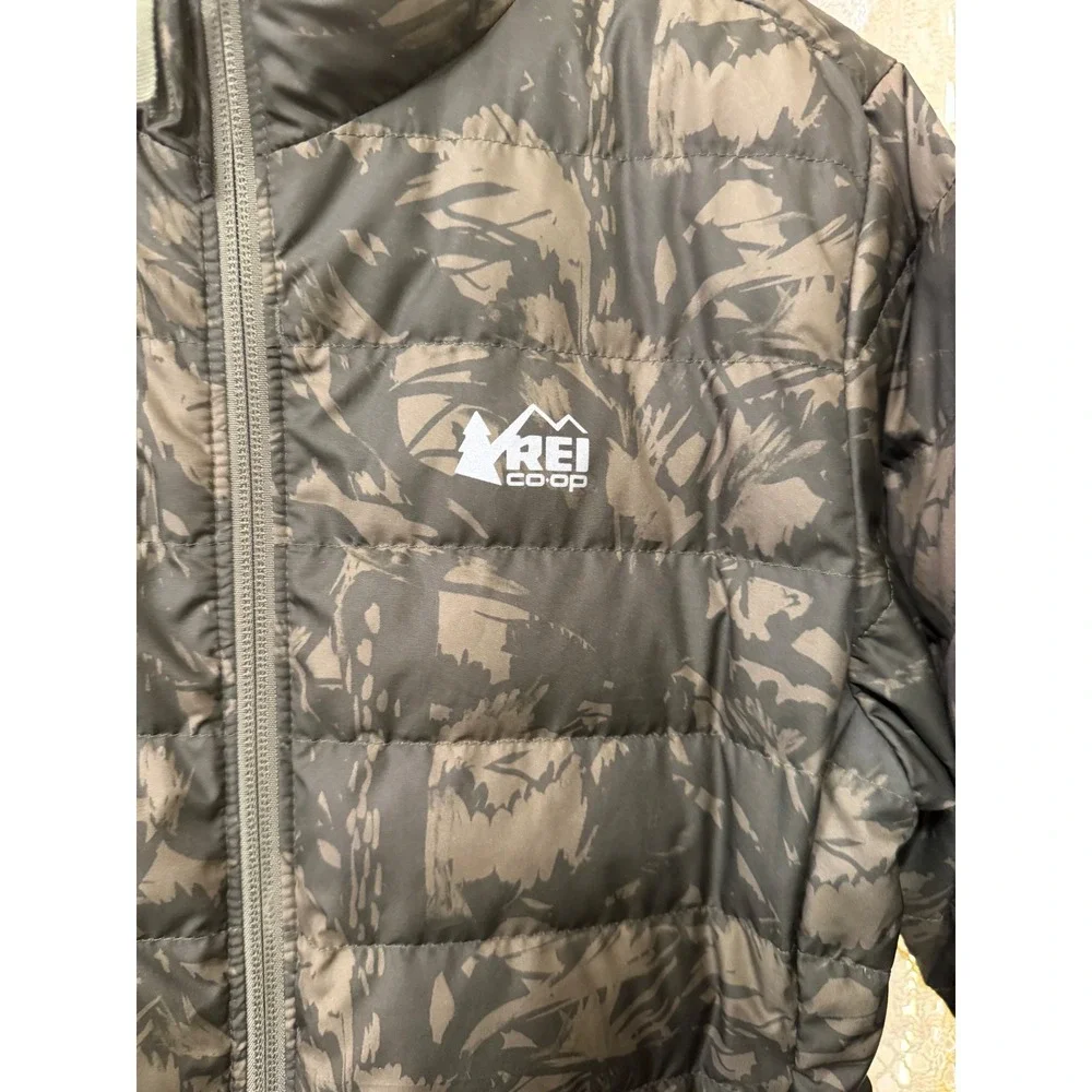 REI Co-op Kids Down Puffer Jacket Green Camo Print Full Zip Medium 10-12